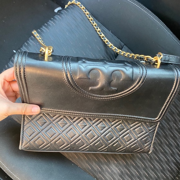 Tory Burch Fleming Leather Shoulder Bag - Picture 3 of 5